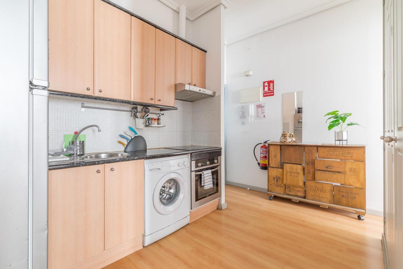 Apartamentos Fucar Мадрид Екстер'єр фото