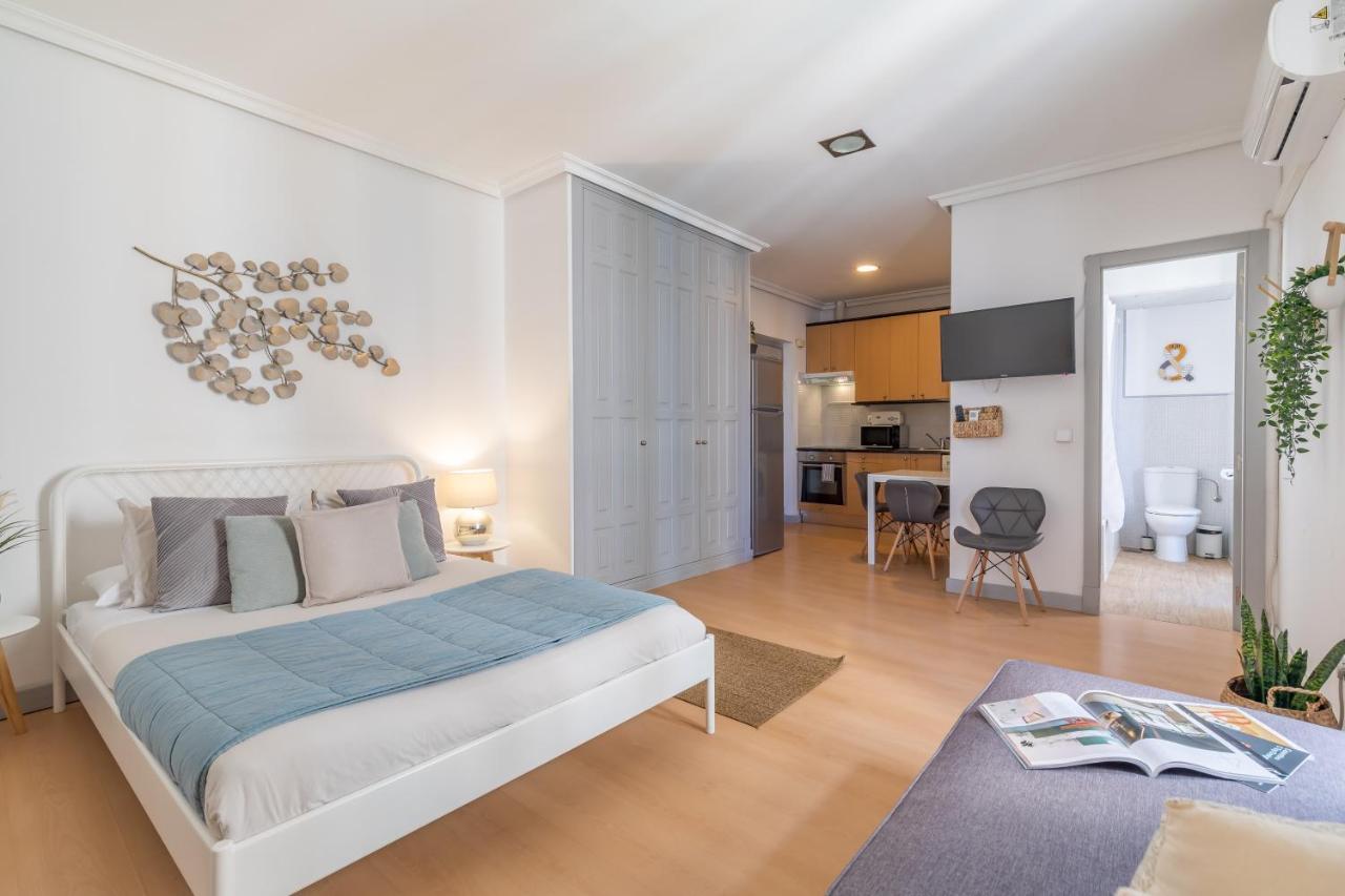Apartamentos Fucar Мадрид Екстер'єр фото