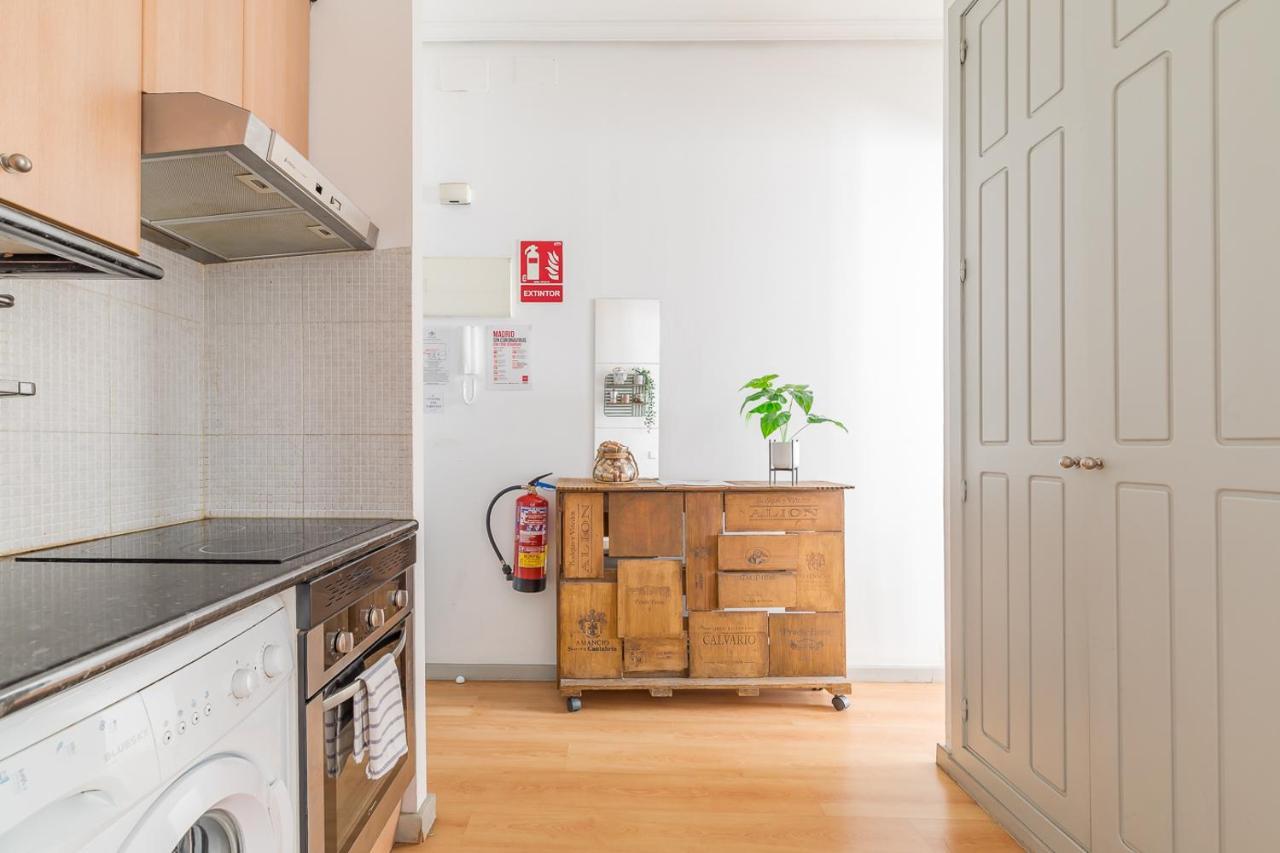 Apartamentos Fucar Мадрид Екстер'єр фото