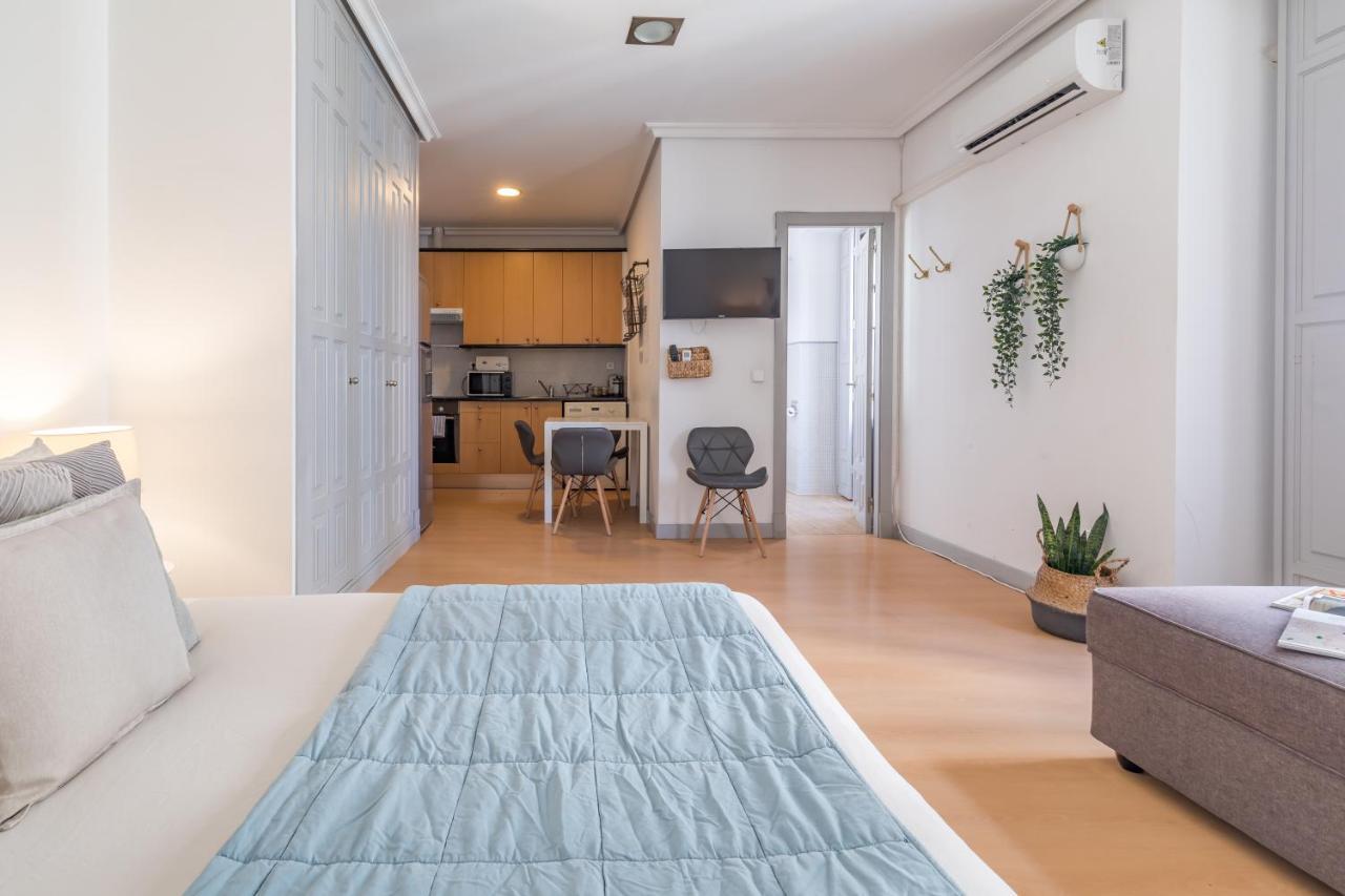 Apartamentos Fucar Мадрид Екстер'єр фото